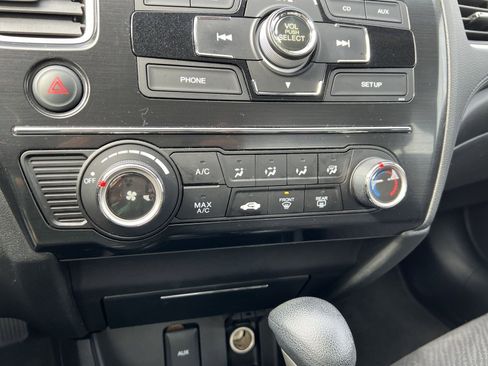 Used 2013 Honda Civic LX image 18