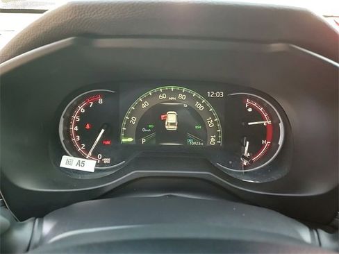 Used 2025 Toyota RAV4 LE image 17