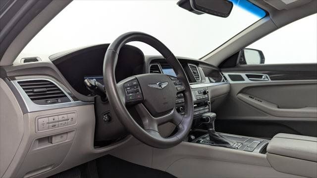 Used 2020 Genesis G80 3.8 RWD image 19