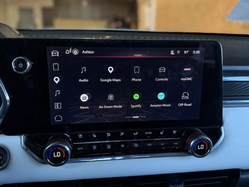 Used 2025 GMC Canyon AT4 w/ AT4X Package image 31