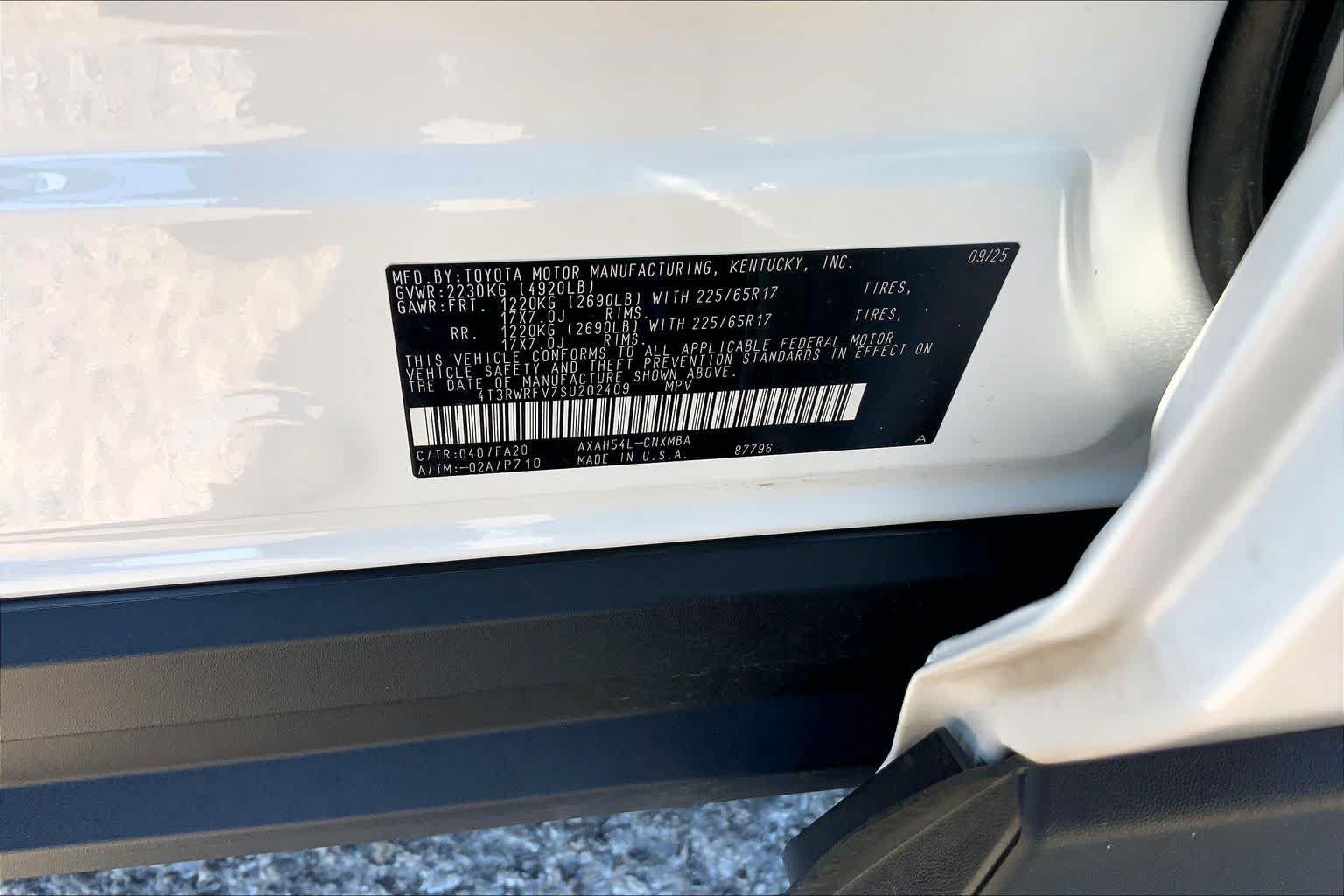 Used 2025 Toyota RAV4 XLE w/ Convenience Package AWD/4WD image 31