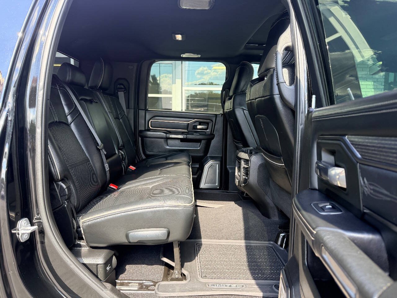 Used 2019 RAM 3500 Limited AWD/4WD image 39