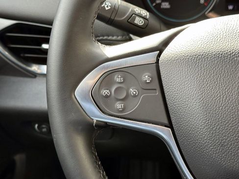 Certified 2023 Chevrolet Traverse LT image 20