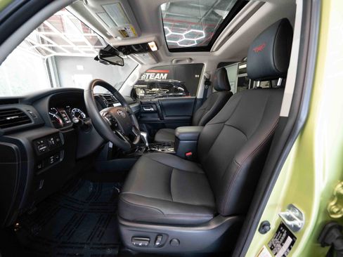 Used 2022 Toyota 4Runner TRD Pro AWD/4WD image 9