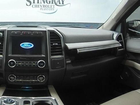 Used 2020 Ford Expedition XLT w/ Equipment Group 202A RWD image 15