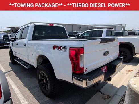 Used 2019 Ford F250 XL w/ STX Appearance Package AWD/4WD image 5