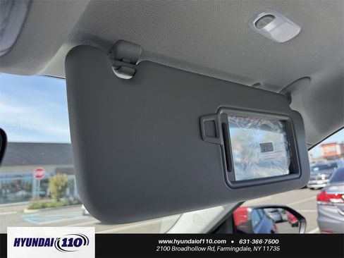 Used 2025 Hyundai Kona Limited image 36