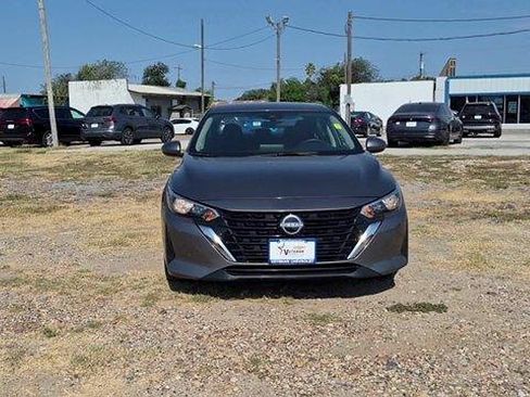 Used 2024 Nissan Sentra SV w/ Trunk Package FWD image 3