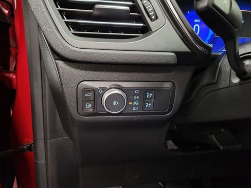 Used 2020 Ford Escape Titanium image 22