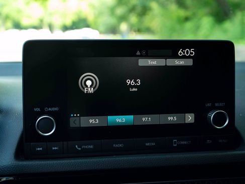 Used 2025 Honda Civic Sport image 30