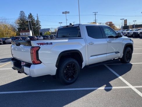 Used 2024 Toyota Tundra Platinum image 5