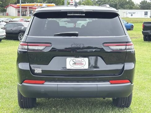 New 2026 Jeep Grand Cherokee L 4WD image 8