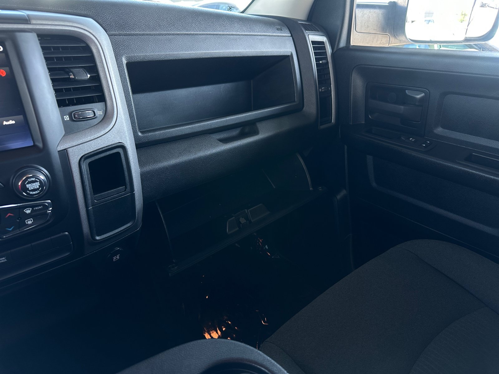 Used 2021 RAM 1500 Tradesman w/ Tradesman SXT Package RWD image 22