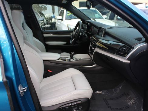 Used 2018 BMW X5 M AWD/4WD image 27