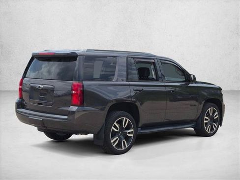 Used 2018 Chevrolet Tahoe LT w/ RST Edition RWD image 5