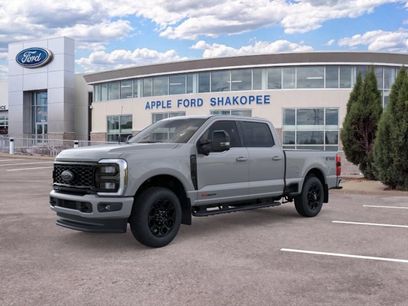New 2026 Ford F350 Lariat w/ Black Appearance Package