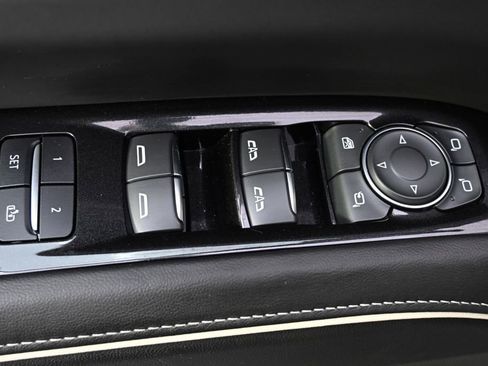 Certified 2024 Cadillac Escalade Sport Platinum w/ LPO, ONYX Package image 24