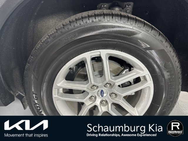 Used 2026 Ford Explorer Active AWD/4WD image 5