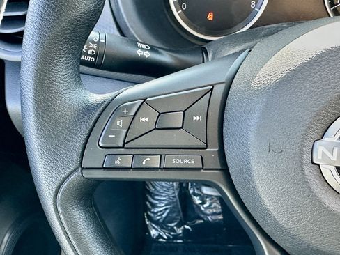 New 2025 Nissan Kicks Play S image 30