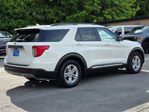 Used 2021 Ford Explorer XLT w/ Equipment Group 202A RWD image 7