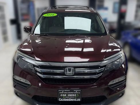 Used 2016 Honda Pilot Elite image 2