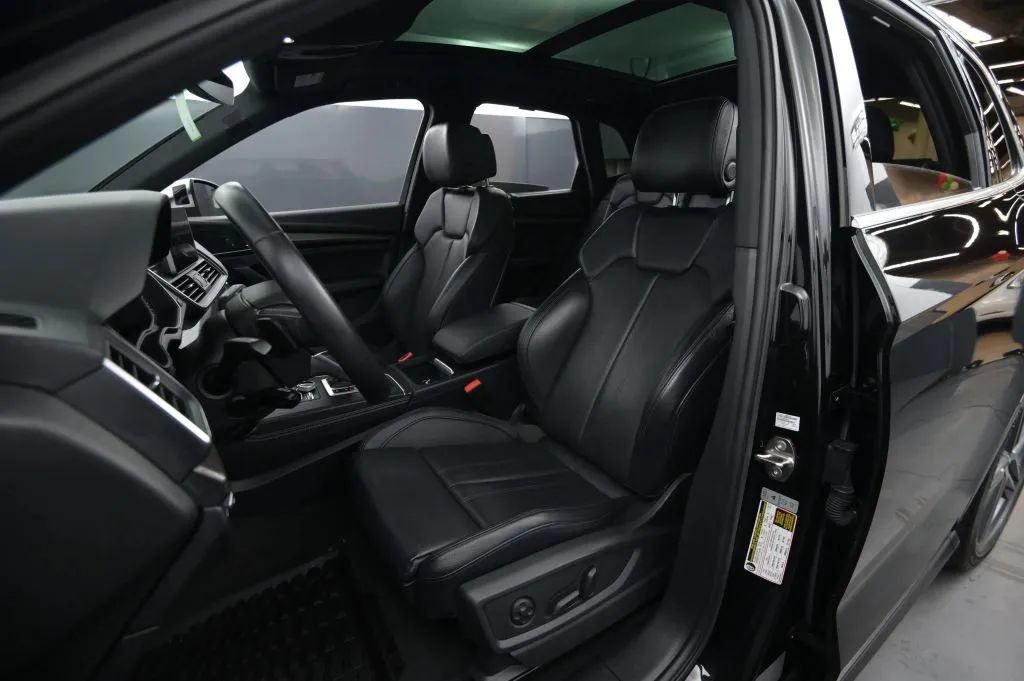 Used 2019 Audi SQ5 Premium Plus w/ Premium Plus Package AWD/4WD image 40