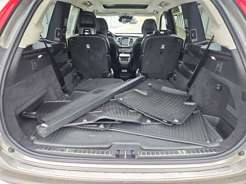 Used 2021 Volvo XC90 T6 Inscription w/ Lounge Package image 36