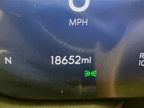 Used 2025 Buick Envision Sport Touring image 19