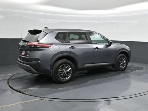 Used 2023 Nissan Rogue S AWD/4WD image 3