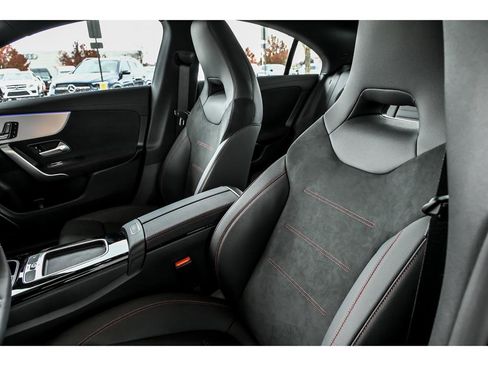 New 2026 Mercedes-Benz CLA 250 CLA 250 4MATIC image 9
