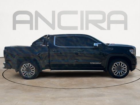 Used 2025 GMC Sierra 1500 Denali Ultimate AWD/4WD image 11