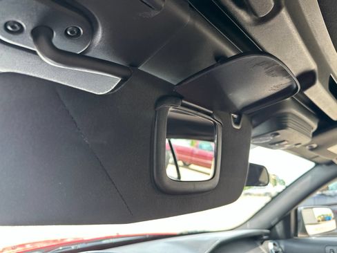 Used 2007 Ford Mustang Convertible RWD image 49