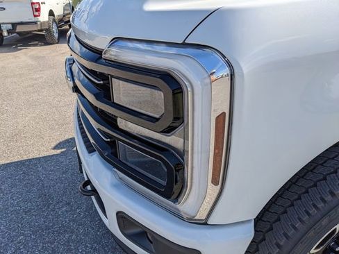 New 2026 Ford F350 Platinum w/ FX4 Off-Road Package image 9