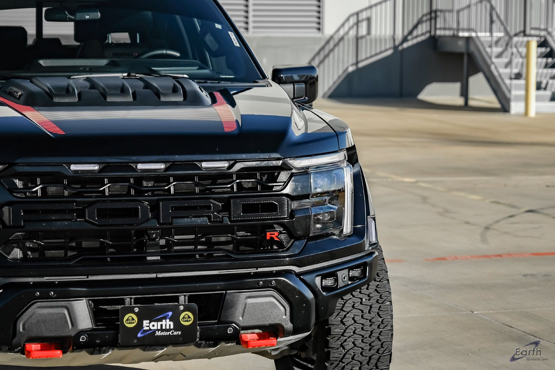Used 2025 Ford F150 Raptor w/ Equipment Group 803A Raptor R AWD/4WD image 25