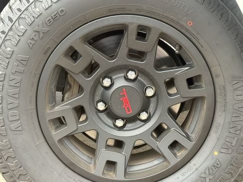 Used 2024 Toyota 4Runner SR5 Premium w/ Moonroof Package RWD image 11