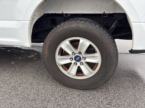 Used 2018 Ford F150 XLT w/ Trailer Tow Package image 9