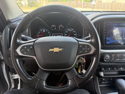 Used 2022 Chevrolet Colorado LT w/ Fleet Safety Package image 24