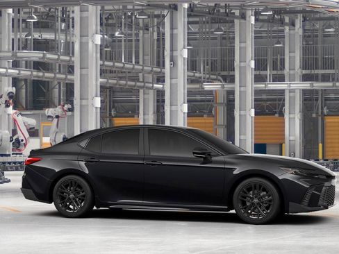 New 2026 Toyota Camry SE FWD image 13