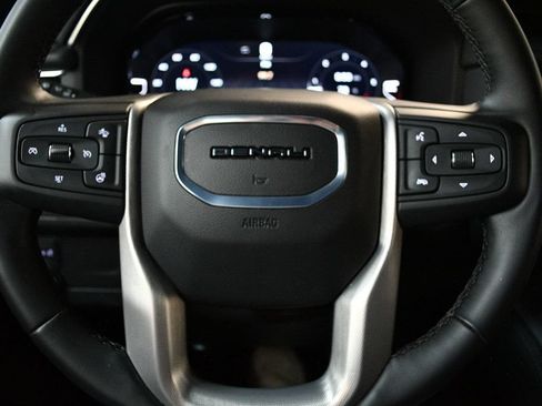 Used 2024 GMC Yukon XL Denali AWD/4WD image 42
