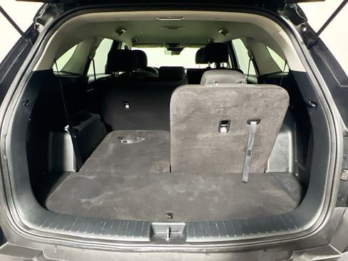Used 2022 Kia Sorento LX image 33
