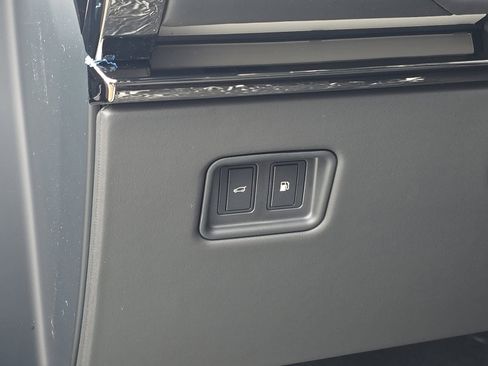 New 2026 Land Rover Range Rover Sport Dynamic SE image 12