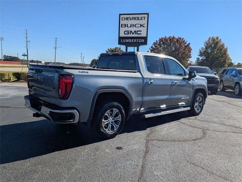 Used 2020 GMC Sierra 1500 SLT image 3