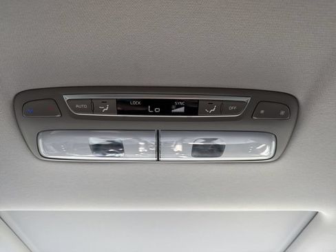 Used 2025 Kia Telluride S FWD image 24