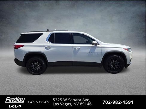 Used 2020 Chevrolet Traverse LT FWD image 5