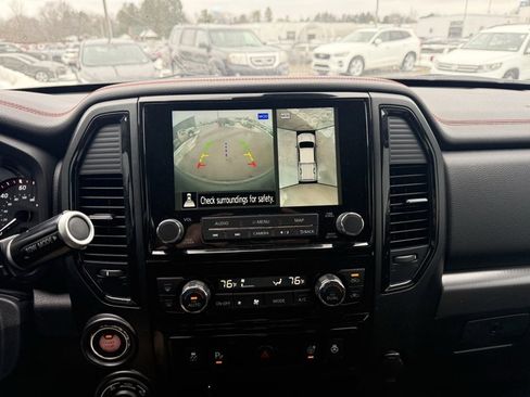 Used 2021 Nissan Titan PRO-4X w/ Pro-4x Convenience Package image 14