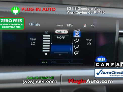Used 2016 Lexus IS 200t RWD image 26