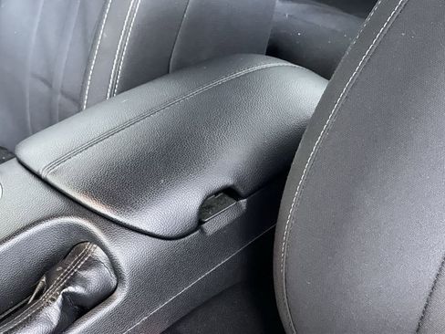 Used 2018 Ford Mustang GT image 23