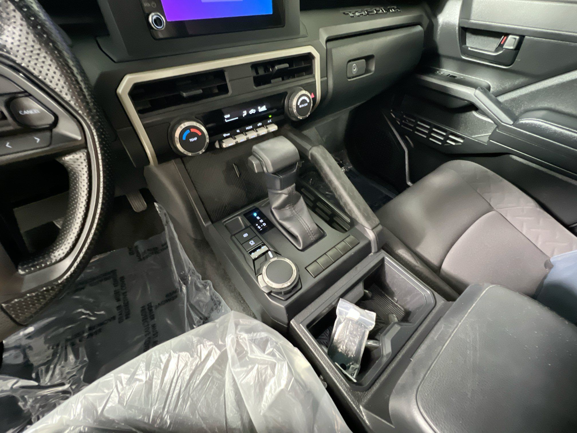 Used 2025 Toyota Tacoma SR w/ Towing Package AWD/4WD image 25