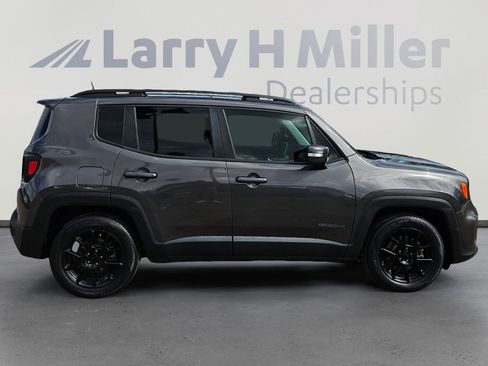 Used 2019 Jeep Renegade Altitude w/ Quick Order Package 2XM image 6