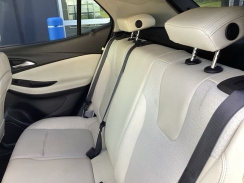 Used 2022 Buick Encore GX Preferred w/ Sport Touring Package FWD image 14